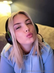 I just want to be your biggest turn on part 7