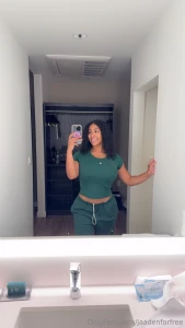 Bored come play with me i m online on my main page rn jaadenkyrelle