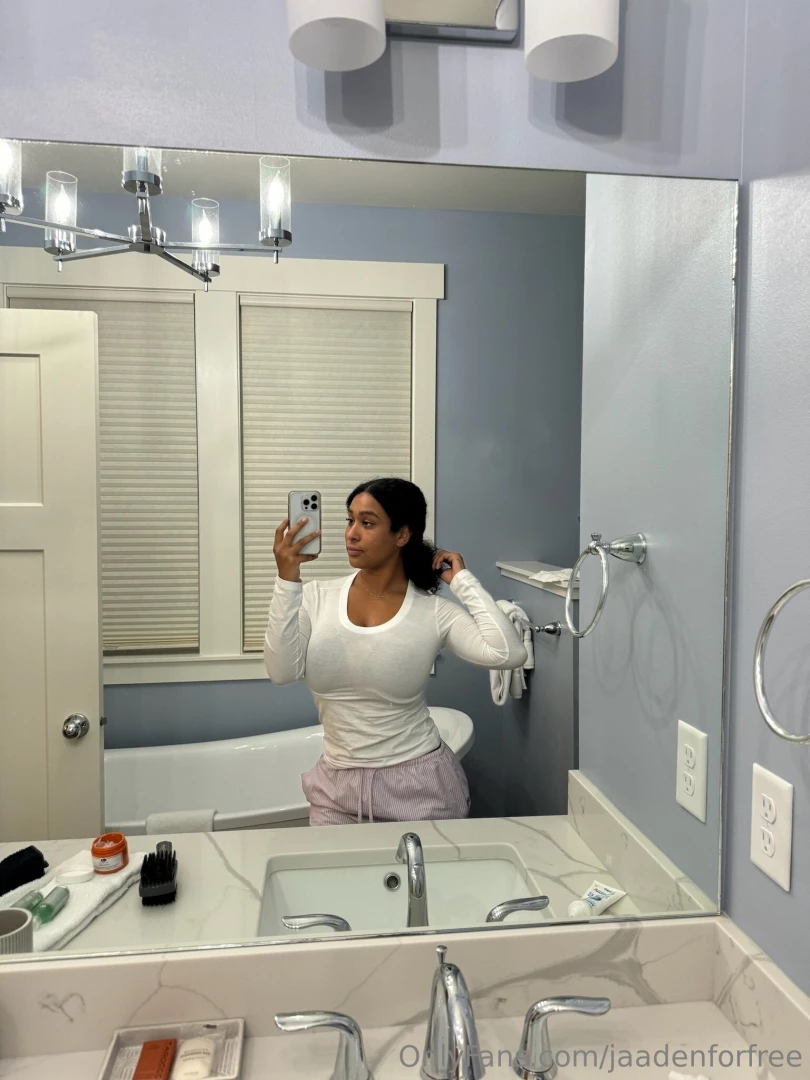 Want to see me twerk naked part 5 