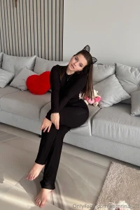 Ears are on mood s just right sitting like i ve got no plans or do i