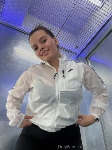 What s the best way to wear it unbuttoned or buttoned part 1