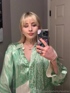 How was everyone s holiday i m still loving this new haircut