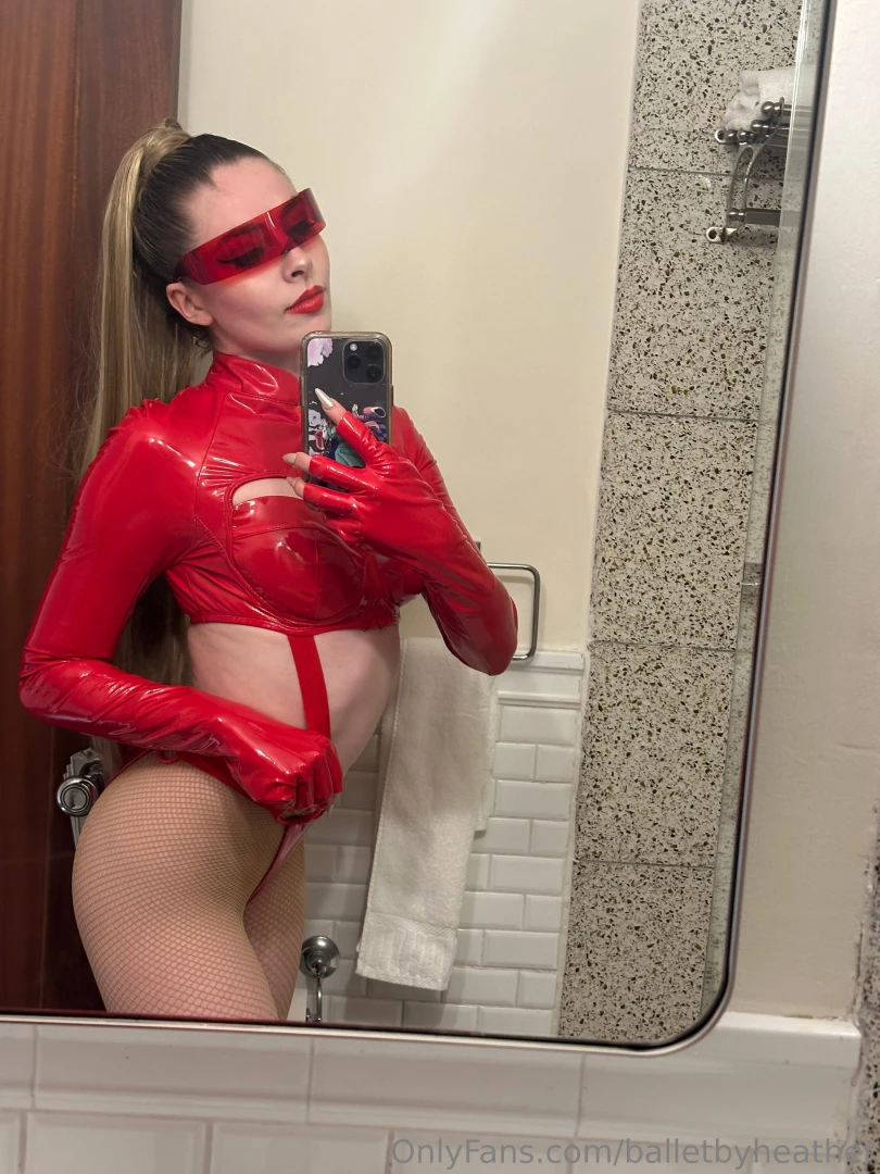Lady in red part 671 