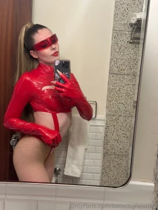 Lady in red part 671