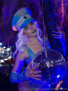 Disco ball queen part 1