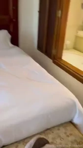 Freevideo hotel room update waiting for a videocall with my fan and