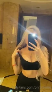 Sunday s titties