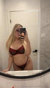 Miss.blondiiefree1 part 8