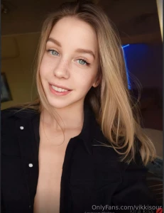 Kira kiss my hot friend kira kiss loves to show off her boobs and part 68