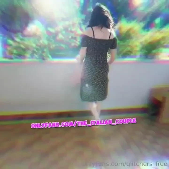 Giornata di sole culetto in bella vista sunny day butt in plain sight 