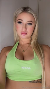 Feeling sexy with my green top part 2