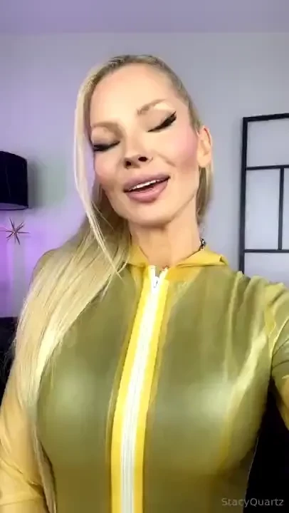 Join me live xo nbsp - https onlyfans com missquartz live nbsp 