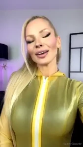 Join me live xo nbsp - https onlyfans com missquartz live nbsp