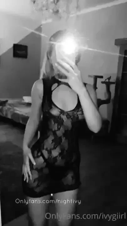 Like that dress 