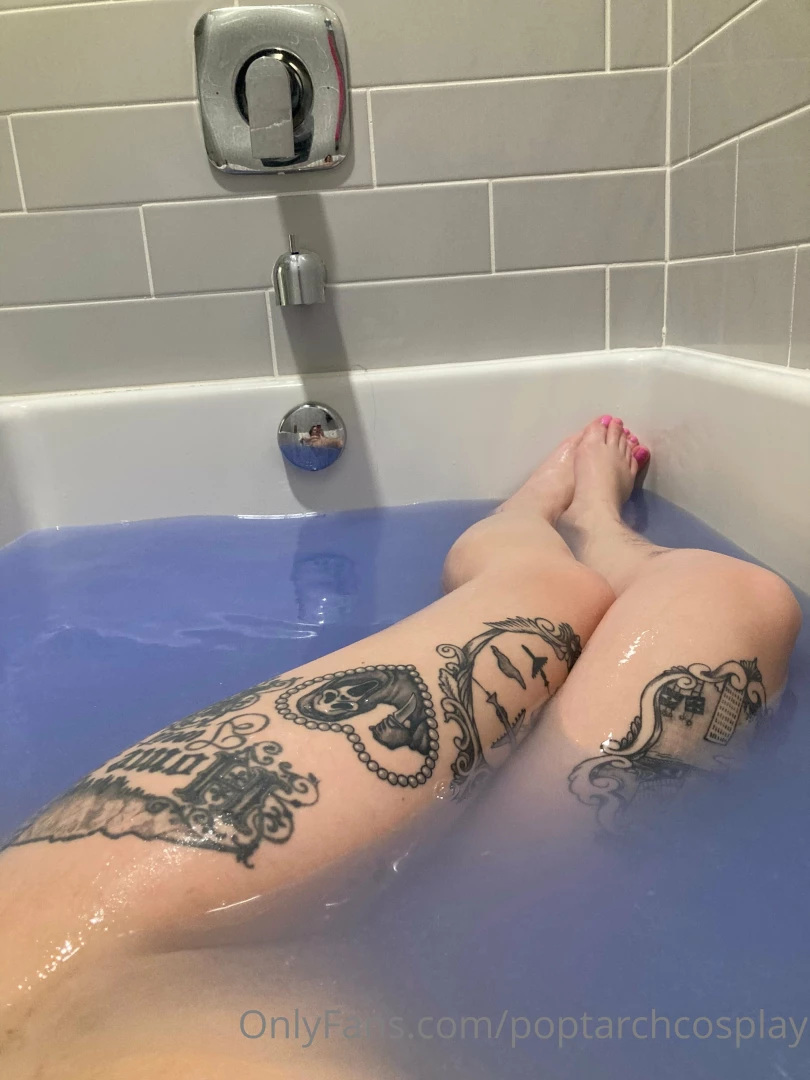 Where are my feets lovers at i was feeling extra cute in the bath with part 7 