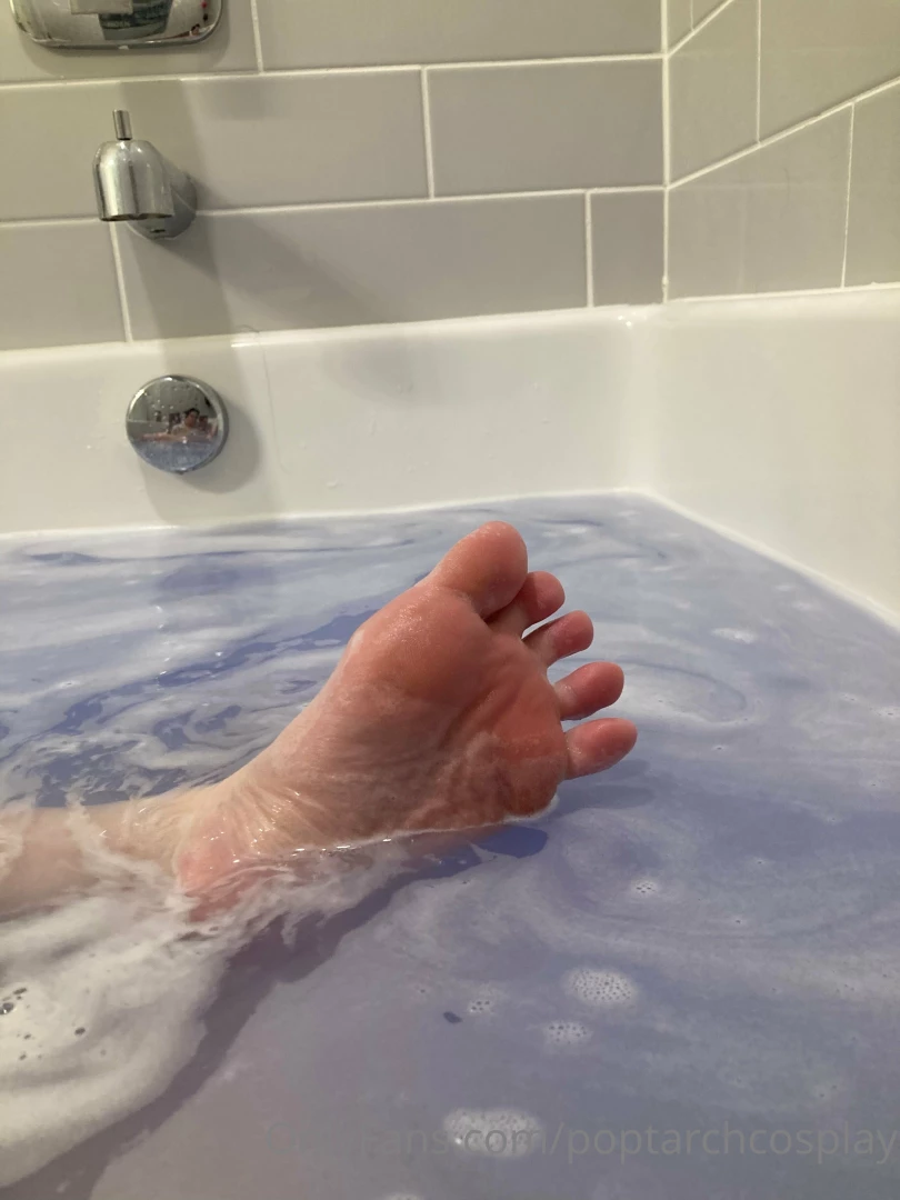 Where are my feets lovers at i was feeling extra cute in the bath with part 2 