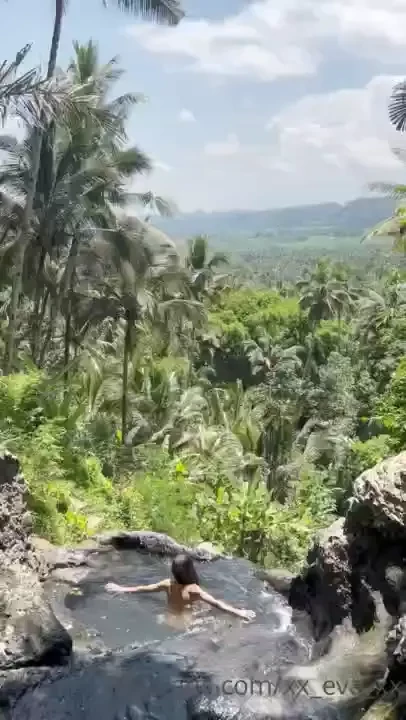 How do you like to enjoy my body i love to travel i like to discover 