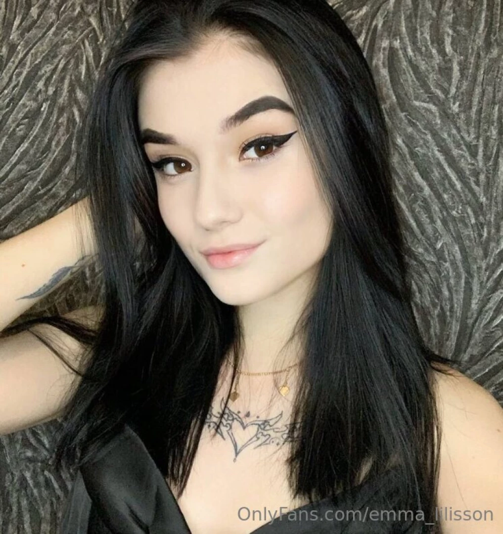 Angelofyourreality waits for you on her page welcome to your daily part 100 