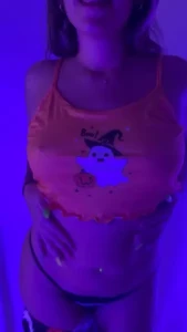 Let s make this halloween steamy message me and we ll turn up the heat
