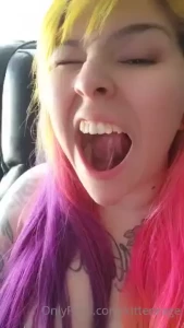 Okay i have a question for mouth fetish people do you like the tongue