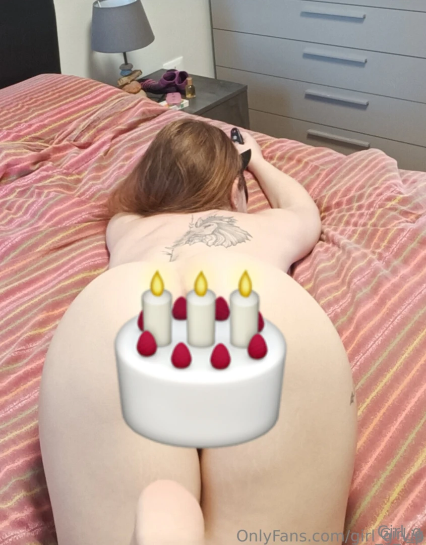 Buongiorno e tanti auguri a me se vuoi la foto senza censura scrivimi 