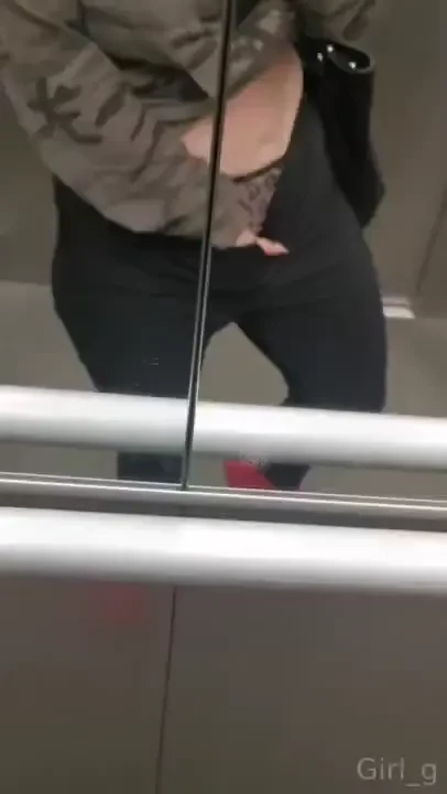 Chi viene in ascensore con me who s coming to the elevator with me vi 