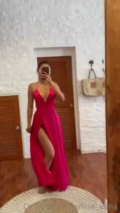 What do you think of that pink dress should i buy it would you like to