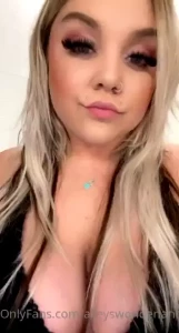 I would look better with cock in my mouth