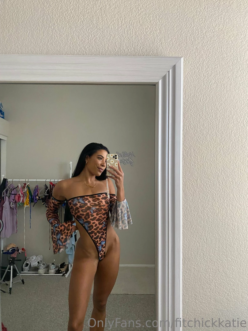 Party in the back humpday 