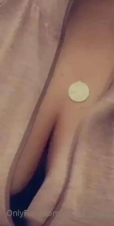 Hey babe this girl needs to see some cock tonight tip 5 and your best 