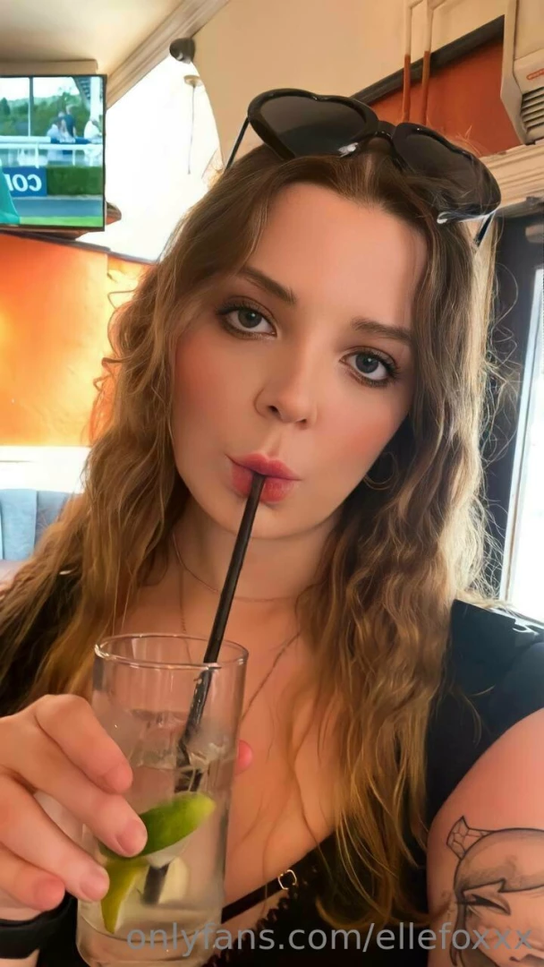 If you really want me then join my vip page ellefoxxx 