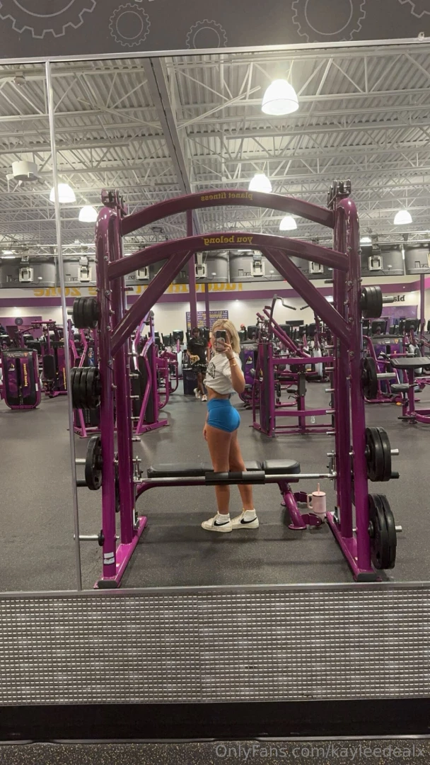 Getting these glutes nice and big for u 