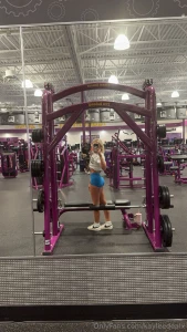 Getting these glutes nice and big for u