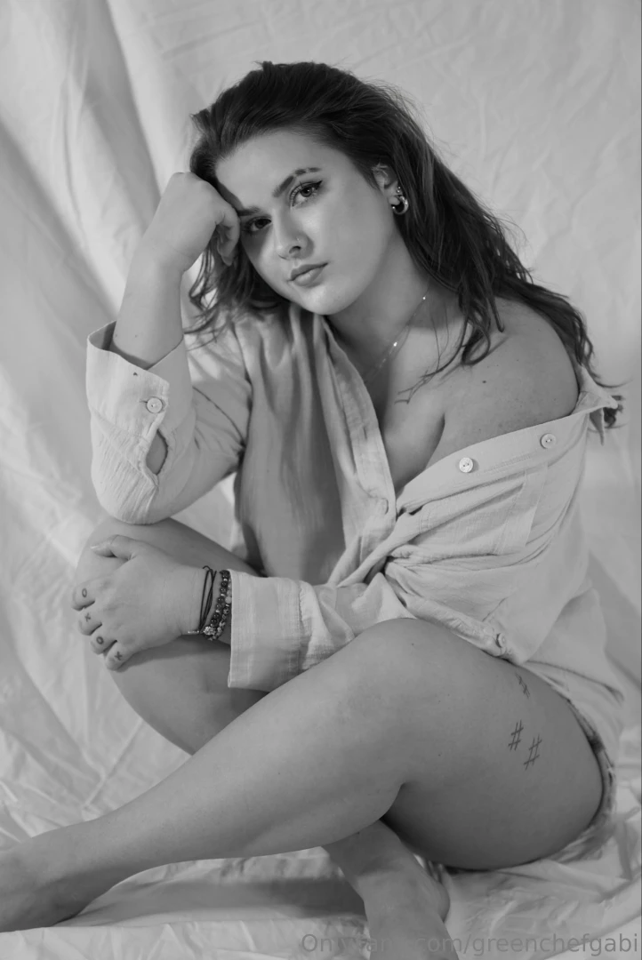 Had a fun lil shoot the other day and i love how this pic turned out 