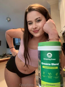 Let me introduce you to my holy grail supergreens powder let s face it part 1