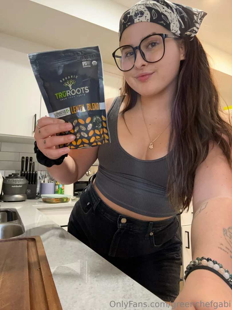 Lentils are one of my favvvvorite plant-based proteins they pack a 