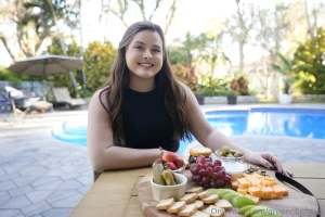 Cheesin with some vegan cheese keep an eye on my oftv channel for some