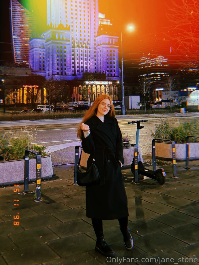 A wonderful evening christmas mood is coming 