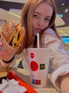 Answer honestly do you eat fast food i am trying to have healthy