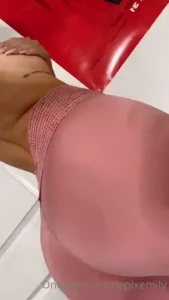 Just finished my morning workout who wants to see me take off my