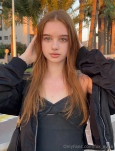 Only 18 kinky_alice this pretty girl kinky_alice likes to play with part 104