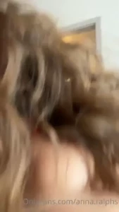 Dancing to lana del rey