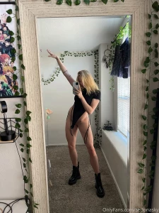 Oops i unclipped my bodysuit