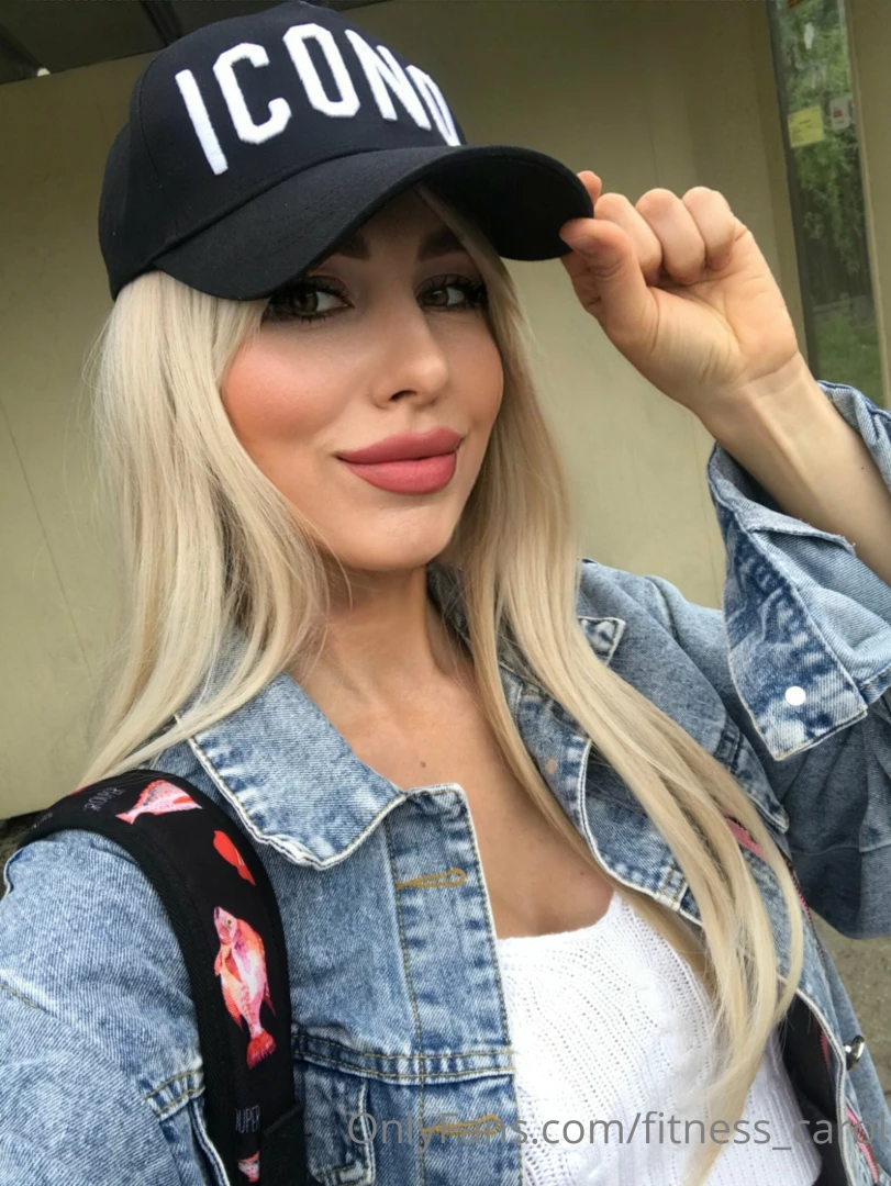 To make a girl happy it is not necessary to be a prince on a white 