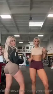 Dancing and flexing these gym gains