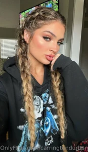 The urge to just stay in this hoodie all day today is high