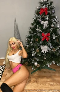 You want me to be your christmas present part 1