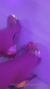 It s friday night and the heels are on