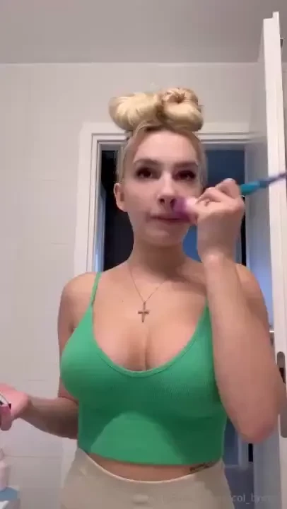 Good morning everyone i m doing light makeup and i m going to go have 