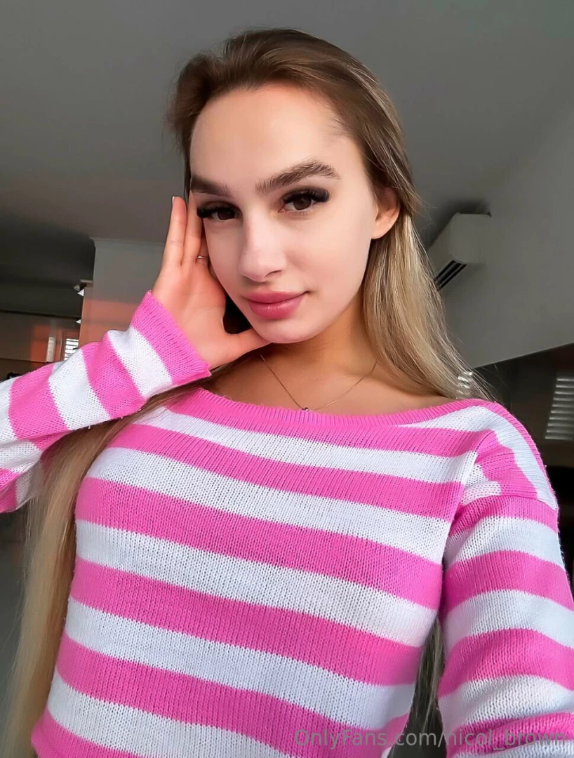 I ve done my makeup and i m so beautiful i m going to work 